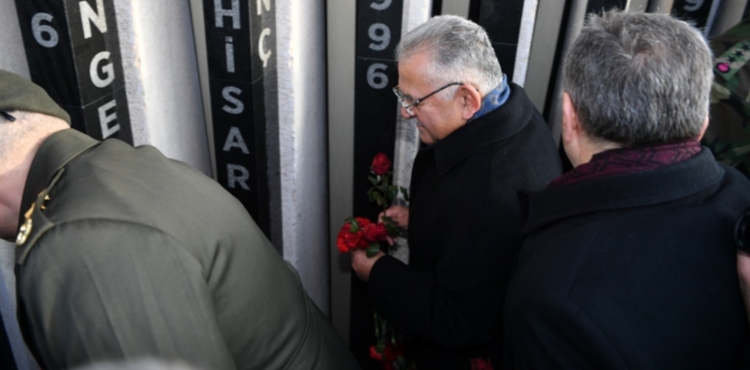 BA�KAN B�Y�KKILI�: �17 ARALIK, BU M�LLET�N HAFIZASINDAN S�L�NMEYECEK�