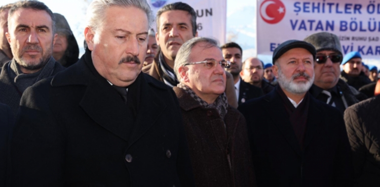 BA�KAN �ZDO�AN, 17 ARALIK �EH�TLER�N� DUALARLA YAD ETT�