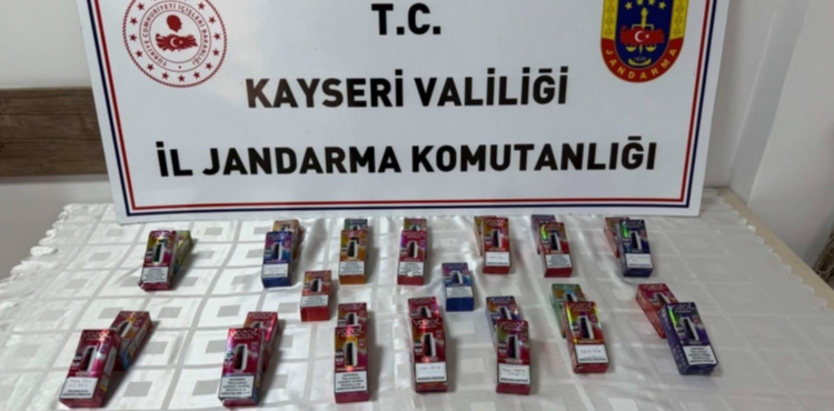 Kayseri�de Ka�ak��l�kla M�cadele Operasyonu: Bandrols�z Sigara ve Elektronik Sigara Ele Ge�irildi