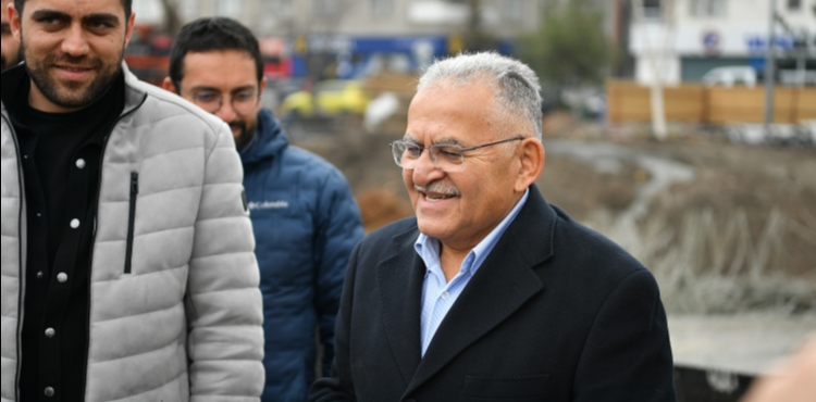 BA�KAN B�Y�KKILIǒTAN 295 M�LYON TL�L�K PROJEYE YAKIN TAK�P