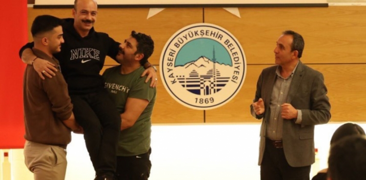 SPOR A.�. PERSONEL�NE HER Y�NDEN G�VENL� SPOR TES�SLER� ���N �LK YARDIM E��T�M�