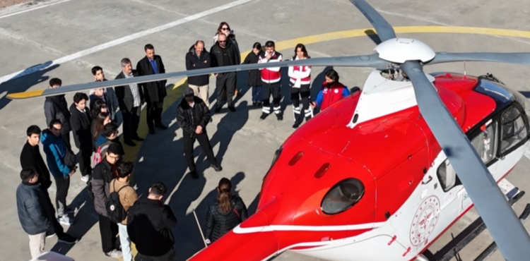 BA�KAN B�Y�KKILIǒIN �ZEL PROJES� B�L���M AKADEM�SݒN�N ��RENC�LER�, HAVACILIK TEKNOLOJ�LER�N� YER�NDE �NCELED�