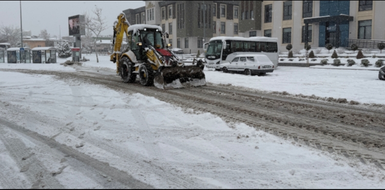 Ba�kan �zdo�an: �Kar rahmettir, t�m ekiplerimizle sahaday�z�