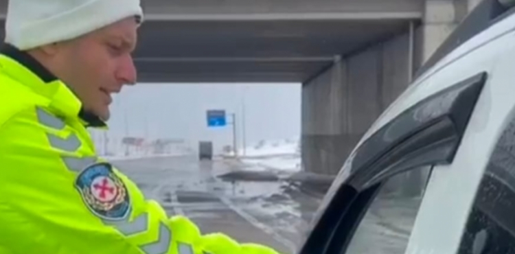 K�� �artlar�nda trafikte s�k� denetim