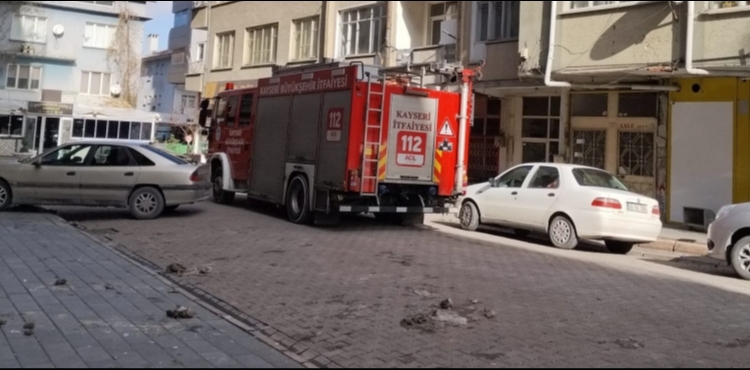 Kayseri'de elektrikli �s�t�c� yang�n�