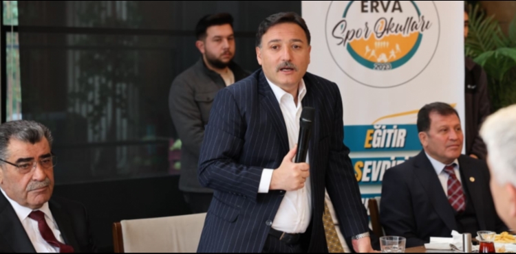 Vali G�kmen �i�ek�ten dikkat �eken payla��m