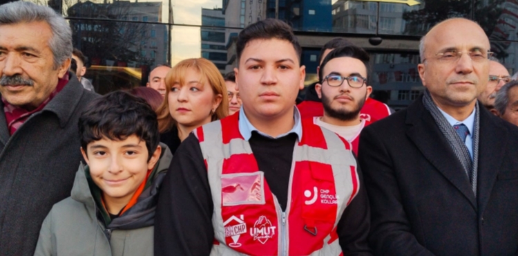 CHP Gen�lik Kollar� �l Ba�kan� �akmak: Ge�im m�cadelesi veren gen�ler tehdit de�ildir