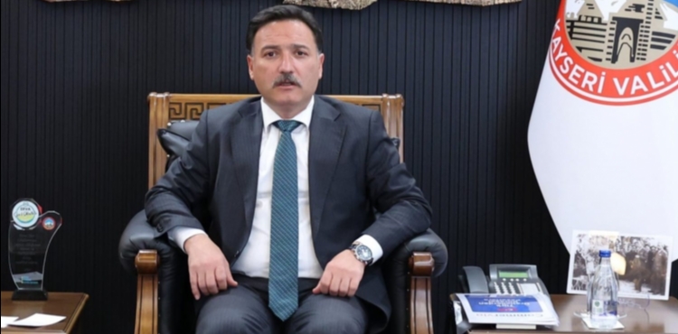 Vali G�kmen �i�ek�in Yeni Y�l Kutlama Mesaj�