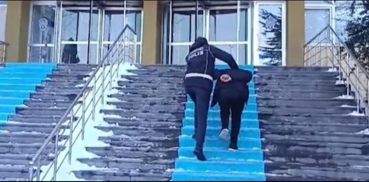 Kayseri'de 8 y�l hapisle aranan firari h�k�ml� yakaland�