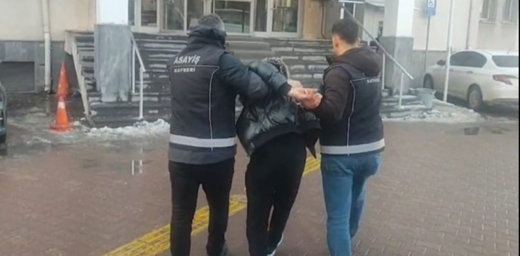 Kayseri'de 17 y�l 8 ay hapisle aranan h�k�ml� yakaland�