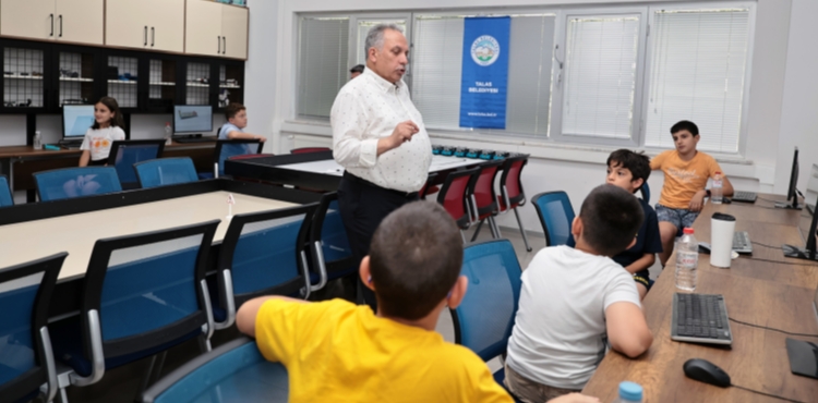 TALAS�TA TAT�L� FIRSATA �EV�REN TEKNOLOJ� E��T�MLER� BA�LIYOR