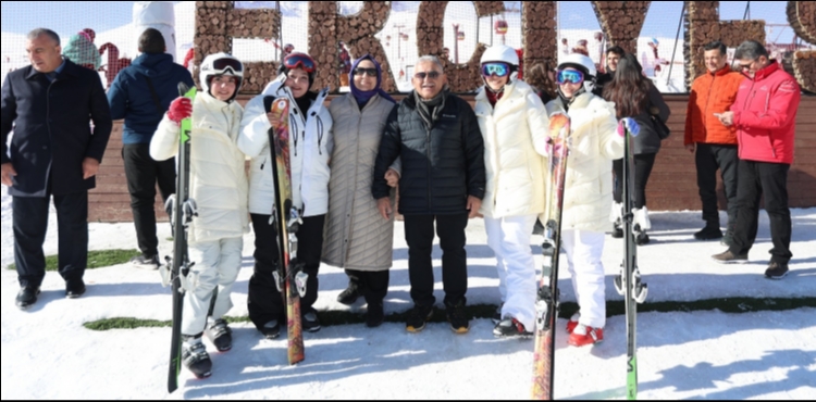 ERC�YES KAYAK MERKEZ�, AKILLI �EH�R KAYSER� MOB�L UYGULAMASINDA