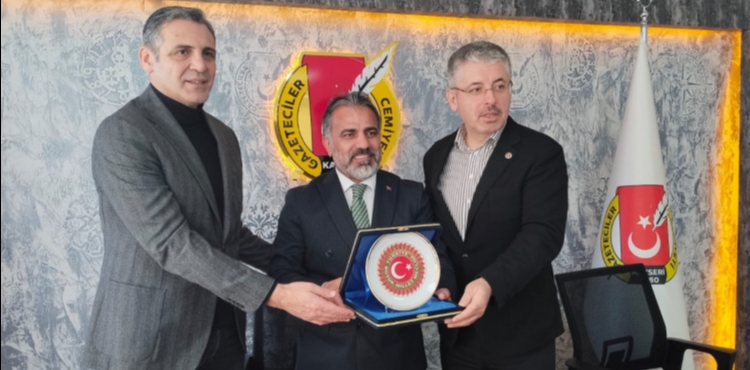 AK Parti'li �opuro�lu: Toplumun refah�na katk� sunan t�m gazetecilere te�ekk�r ediyoruz