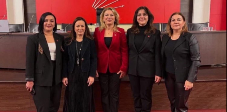 CHP �l Ba�kan� �zer, Ankara'da il ba�kanlar� toplant�s�na kat�ld�