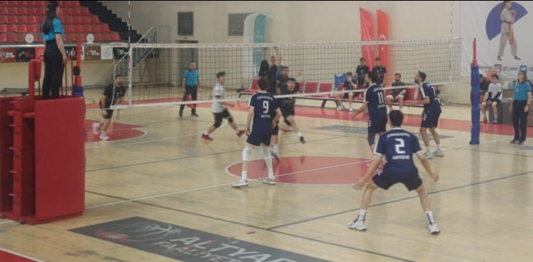 Melikgazi Belediye 12�de 12 yapt� 