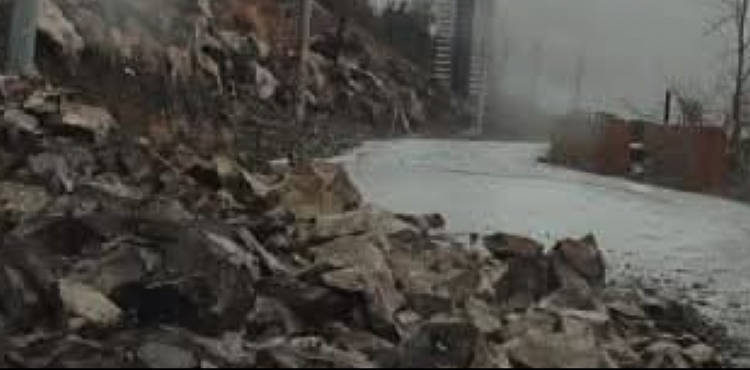 Yahyal��da heyelan