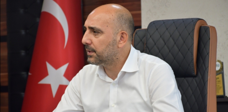 KAYSER� T�CARET BORSASI BA�KANI RECEP BA�LAMIޒTAN KAND�L MESAJI