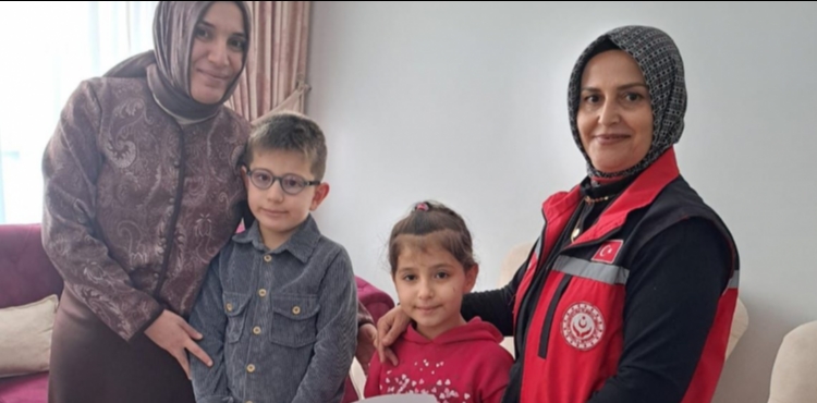  �INGIR, �ehitlerimizin ve gazilerimizin k�ymetli emanetlerinin ilk karne g�n� sevincine ortak oldu