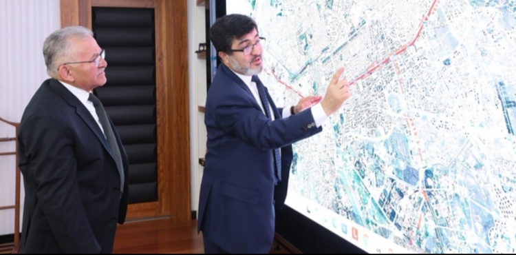 BA�KAN B�Y�KKILI�, ALTYAPI YATIRIMLARI GENEL M�D�R� EY�G�N�� A�IRLADI