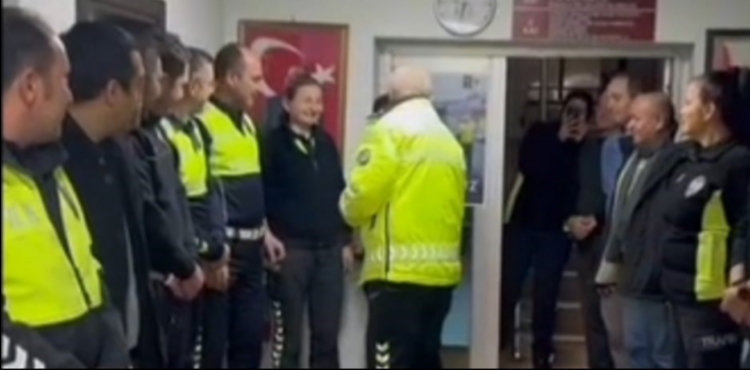 AKC��ER ZARI KANSER�N� YENEN POL�S MEMURUNA DUYGU DOLU KAR�ILAMA