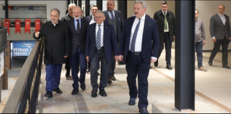 T�RK�YE�DE �RNE�� OLMAYAN ��AR�I MEL�KGAZݔYE BA�KANLARDAN Z�YARET