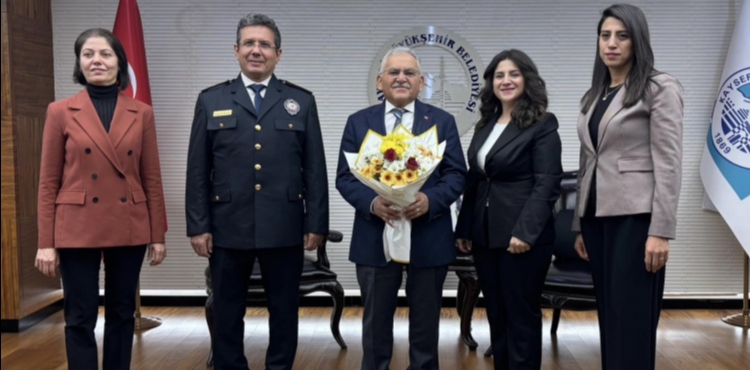 BA�KAN B�Y�KKILIǒA D�NYA G�MR�K G�N� Z�YARET�