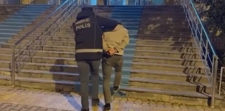 Kayseri�de uyu�turucu operasyonu: 8 g�zalt�