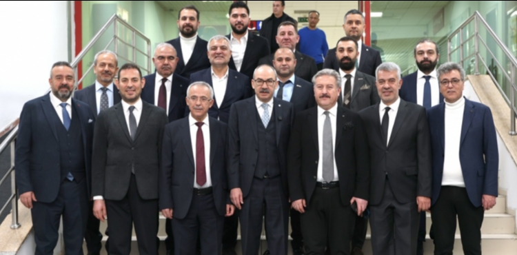 KAYSO, �stanbul Mobilya Fuar��nda �yelerini Yaln�z B�rakmad�