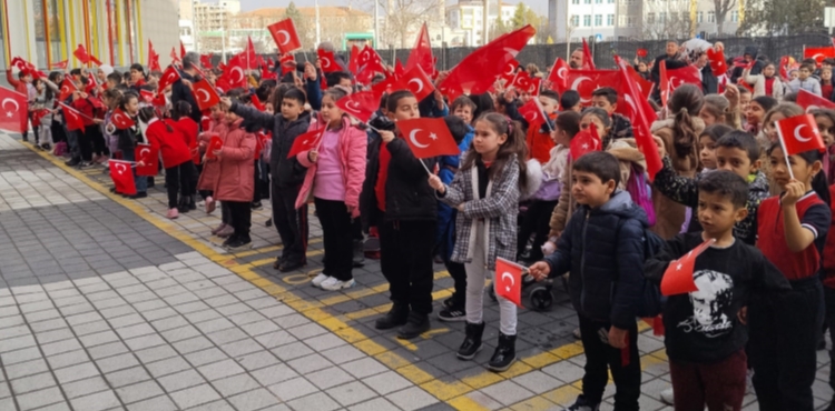 Okullarda ikinci d�nem ba�lad�