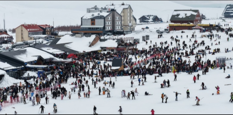 Erciyes�te pazar yo�unlu�u