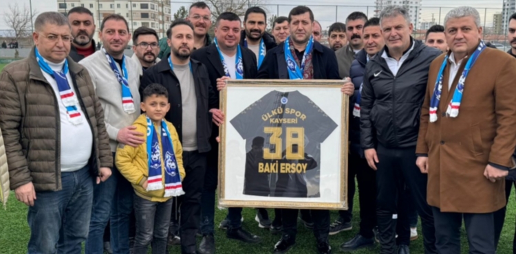 Baki Ersoy�dan Kayseri �lk�spor�a �ampiyonluk ma��nda destek