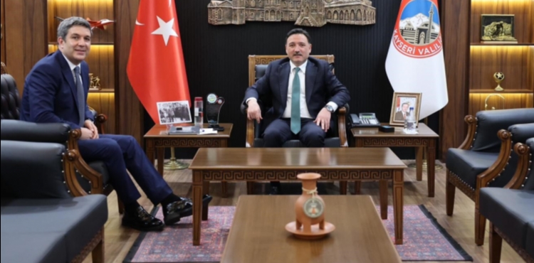 Kapadokya Alan Ba�kan� Aslanbay, Kayseri Valisi �i�ek�i ziyaret etti
