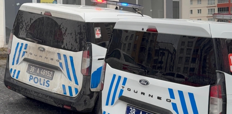 �ple kendini asan �ahs�, ekipler kurtard�