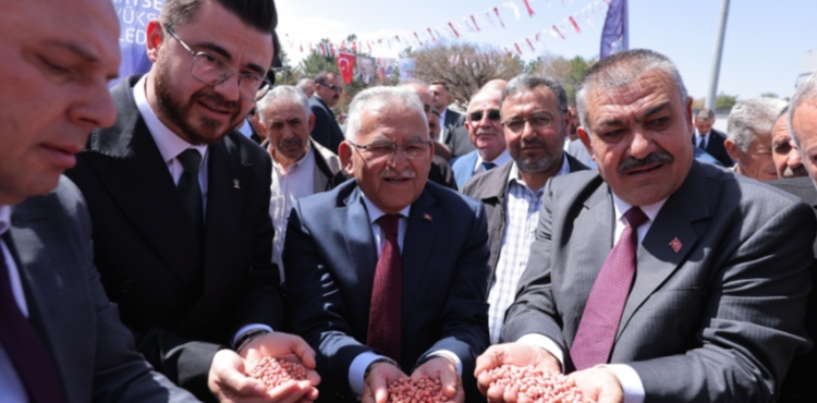 BA�KAN B�Y�KKILIǒTAN TARIM VE HAYVANCILIKTA 1 YILDA 119 M�LYON TL�L�K YATIRIM HAMLES�