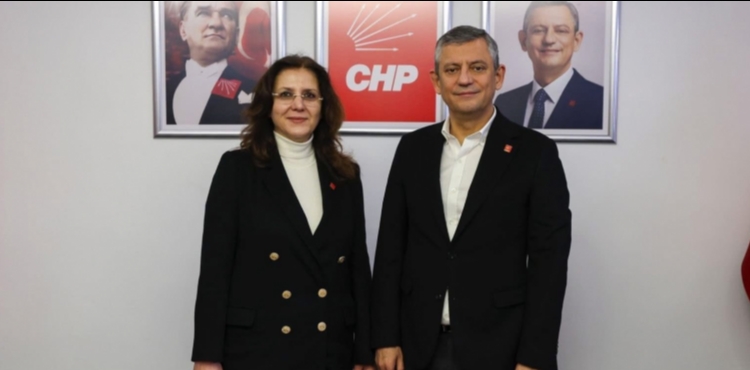 CHP �l Ba�kan� �mit �zer: Ak�n G�rlek�in Adalet Bakan� olmas� partimize y�nelik davalar�n siyasi oldu�unun kan�t�d�r