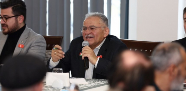 BA�KAN B�Y�KKILI� STK�LARLA BULU�TU, H�ZMETLER� TEK TEK ANLATTI