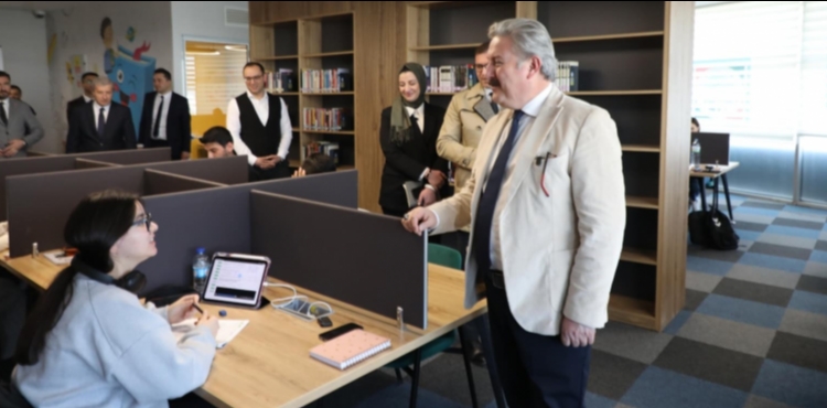 BA�KAN PALANCIO�LU TINAZTEPE SOSYAL TES�SLERݒNDE KURS�YERLERLE B�R ARAYA GELD�