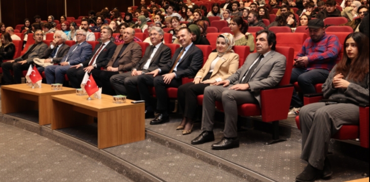 T�rk Astronot Tuva Cihangir Atasever, ER� ��rencileri ile Bir Araya Geldi