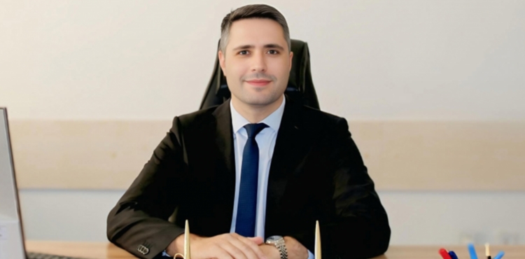 Kayseri Devlet Hastanesi'nde Ba�hekimli�e Ali ��l getirildi 