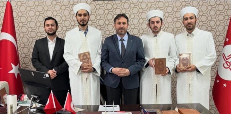 Ye�ilhisar�da din g�revlilerine c�bbe ve sar�k merasimi