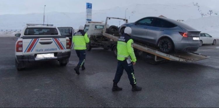 Erciyes�te drift yapan s�r�c�ye idari i�lem