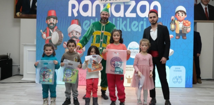 B�Y�K�EH�R, ETK�NL�KLER �LE �L�ELERDE RAMAZAN RUHU VE CO�KUSUNU YA�ATIYOR