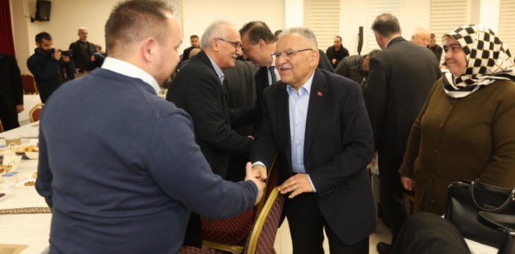 BA�KAN B�Y�KKILIǒTAN YAHYALI VE YE��LH�SAR�A RAMAZAN AYI Z�YARETLER�: GECE G�ND�Z DEMEDEN�