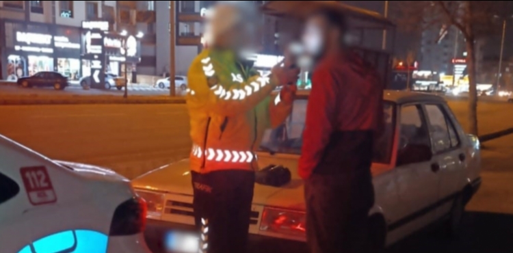 Kayseri�de trafik denetimlerinde 1 haftada 1775 s�r�c�ye i�lem
