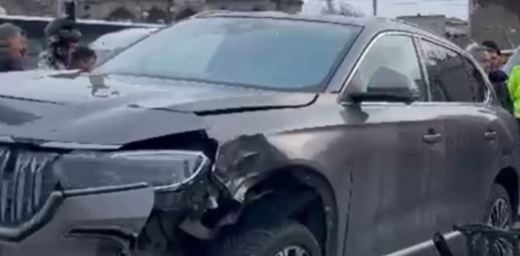 Kayseri�de otomobil yayalara �arpt�: 5 yaral�