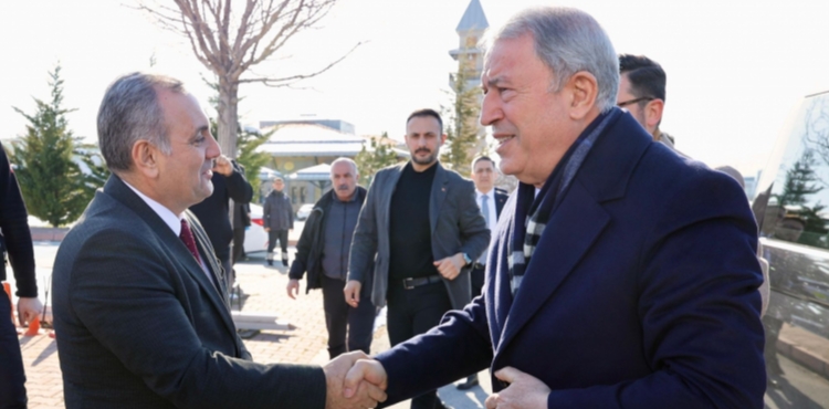 TBMM Milli Savunma Komisyonu Ba�kan� Akar, ERܒy� Ziyaret Etti