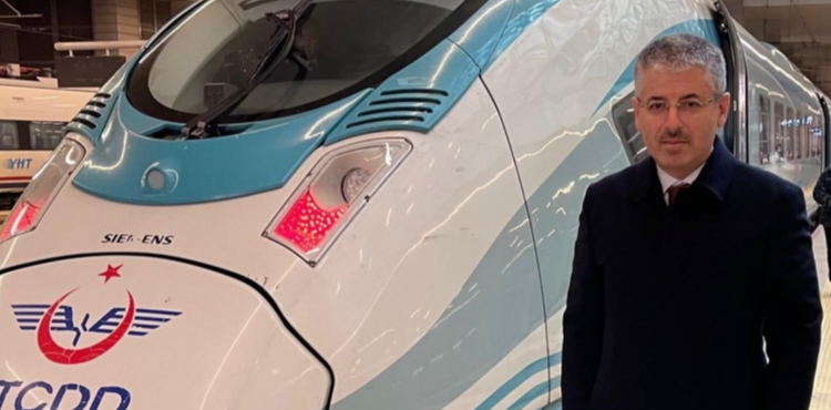 AK Parti�li �opuro�lu, h�zl� tren �antiyesinde incelemelerde bulundu