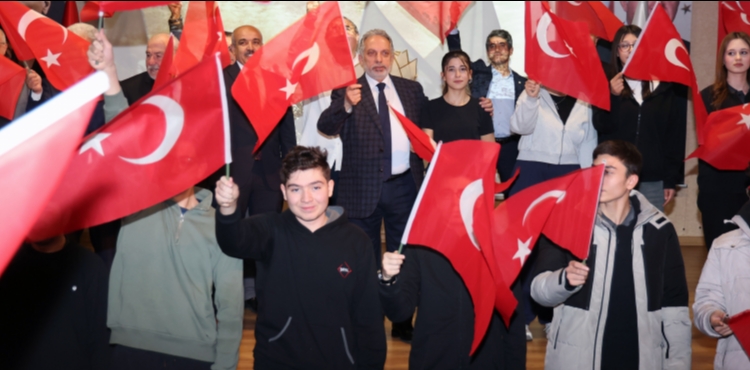 TALAS'TA DUYDU DOLU �ST�KLAL MAR�I VE �ANAKKALE ZAFER� ANMA PROGRAMI