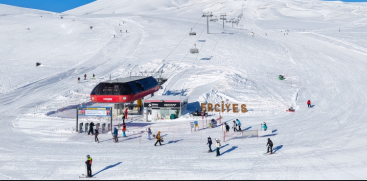 Z�YARET�� REKORU KIRAN ERC�YES, ARA TAT�L VE RAMAZAN BAYRAMI�NDA KAYAKSEVERLER� BEKL�YOR