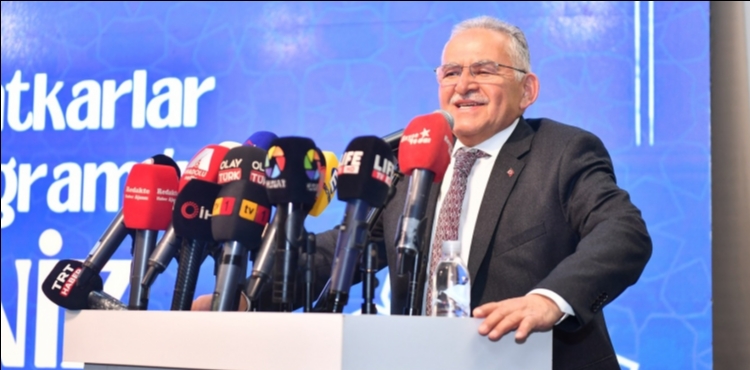 B�Y�KKILI� ESNAFLA BULU�TU, KAYSER� KAD�R GECESݒNDE TEK Y�REK OLDU